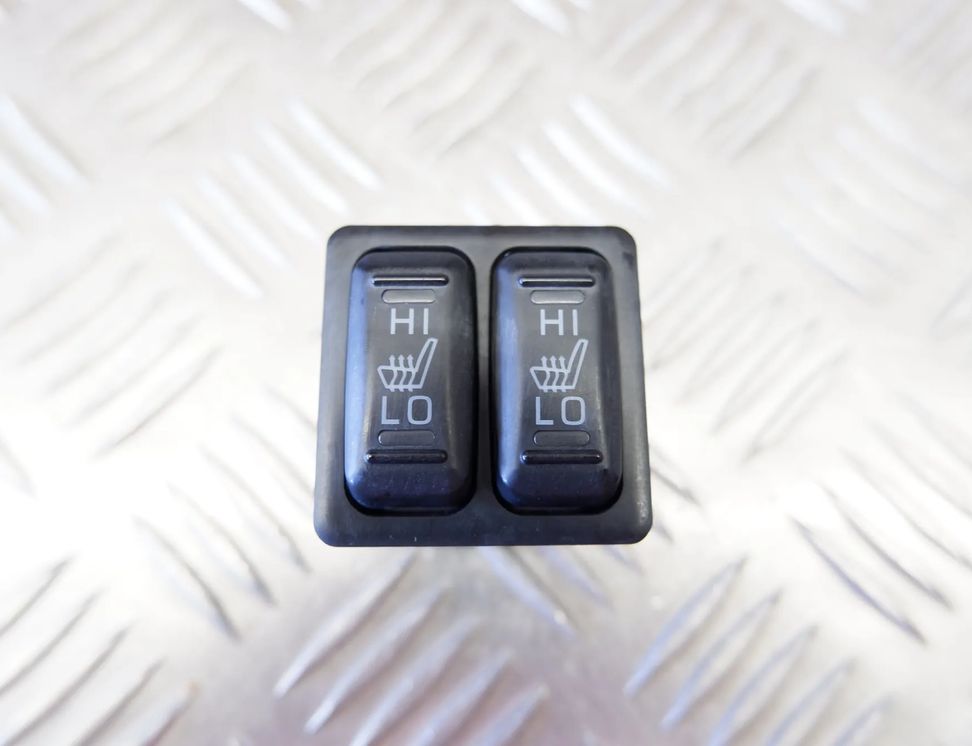 MITSUBISHI Outlander 3 generation (2012-2023) Sēdekļa apsildes poga 8610A114 15251638