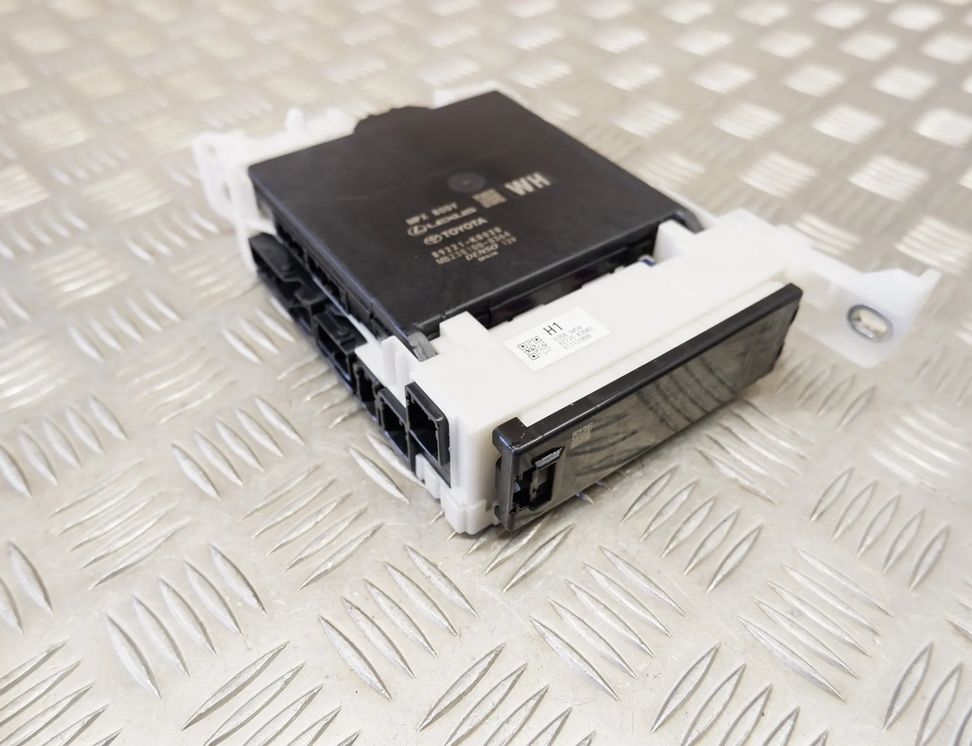 TOYOTA Yaris 4 generation (2020-2023) Блок управления Комфорт 89221-K0020,82730-K0080 21914193