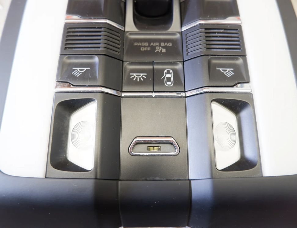 PORSCHE Cayenne 958 (2010-2018) Interior Lighting 7PP959551EL,7PP959728A,7PP919211F,7PP035711A,7PP9193175Q0 25424363