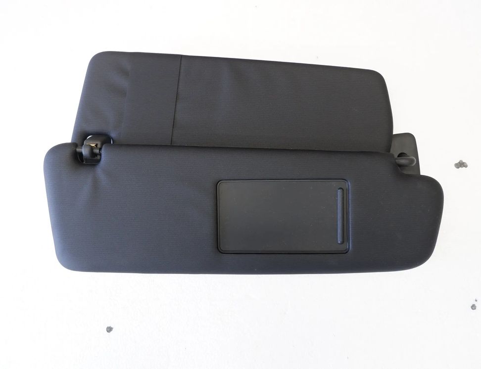 PORSCHE Cayenne 958 (2010-2018) Right Side Sun Visor 7P0857552D 25435599