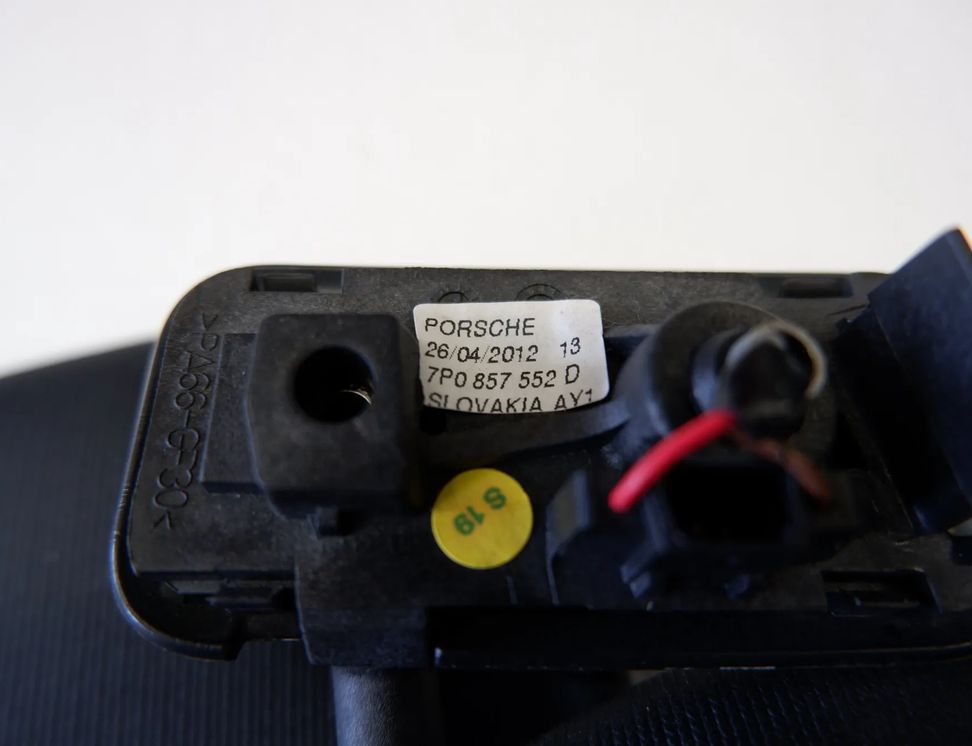 PORSCHE Cayenne 958 (2010-2018) Right Side Sun Visor 7P0857552D 25435599