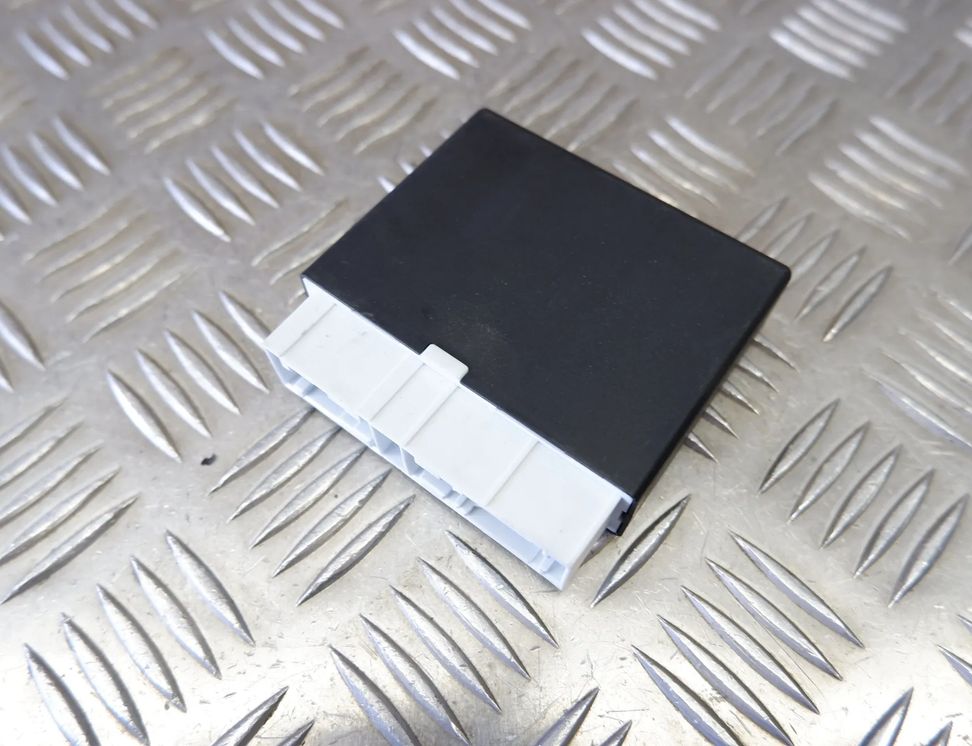 BMW X3 F25 (2010-2017) Pārkingsensoru vadības bloks 9117847 25889309