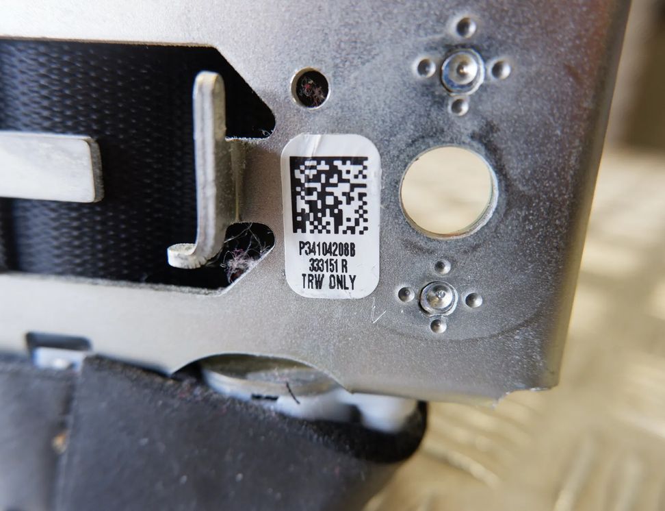 BMW X3 F25 (2010-2017) Aizmugurējā labā drošības josta 7266544 25938736