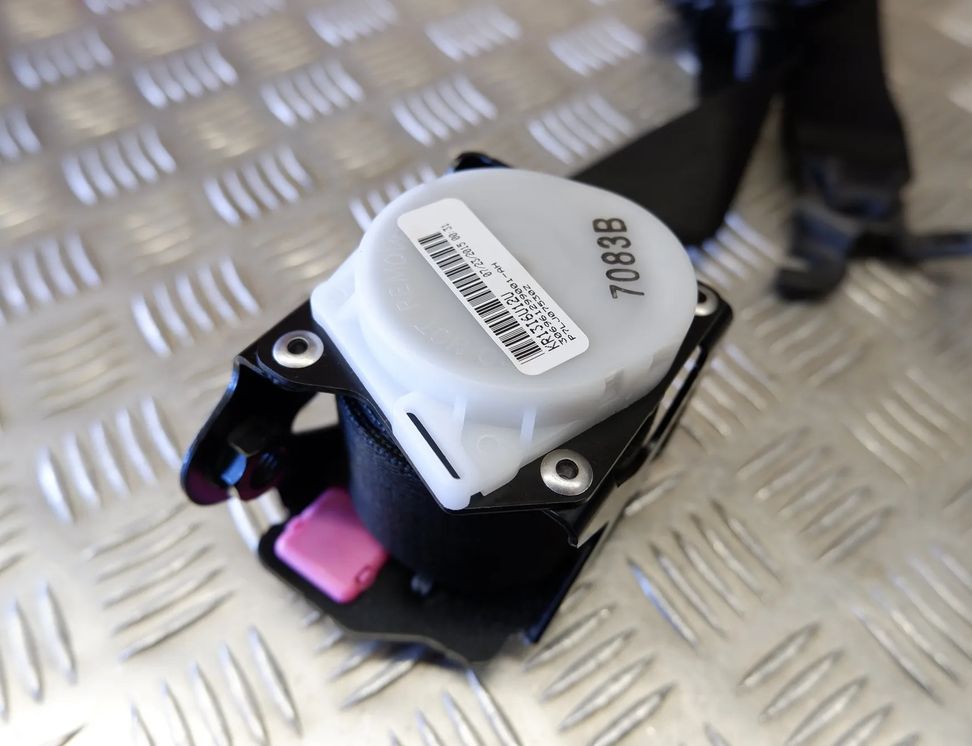 BMW X3 F25 (2010-2017) Priekšējā kreisā drošības josta 7258431 25939213