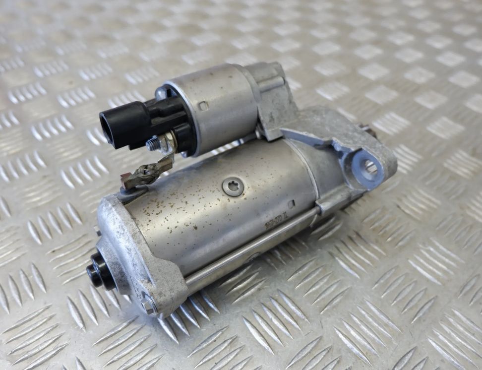 VOLKSWAGEN Tiguan 2 generation (2016-2024) Стартер 31466371