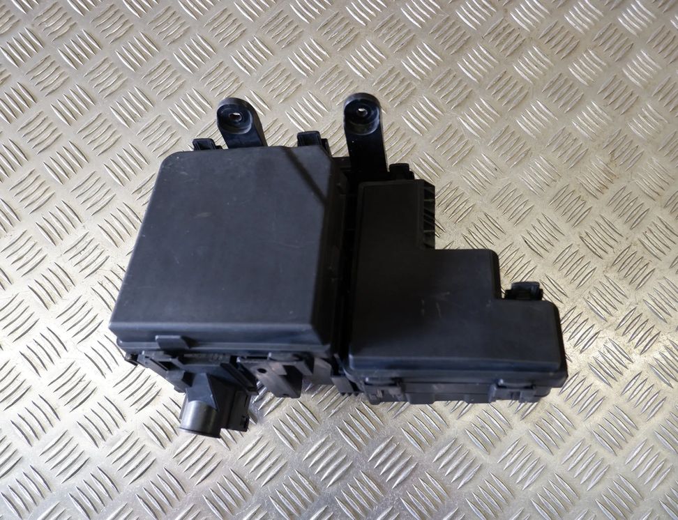 NISSAN Qashqai 2 generation (2013-2023) Drošinātāju kārba 24382-4BA2A 31951775