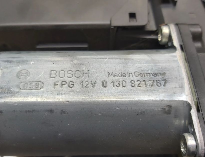 AUDI A4 B7/8E (2004-2008) Rear Left Door Window Control Motor 0130821767 11726856
