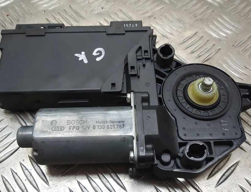 AUDI A4 B7/8E (2004-2008) Rear Left Door Window Control Motor 0130821767 11726856