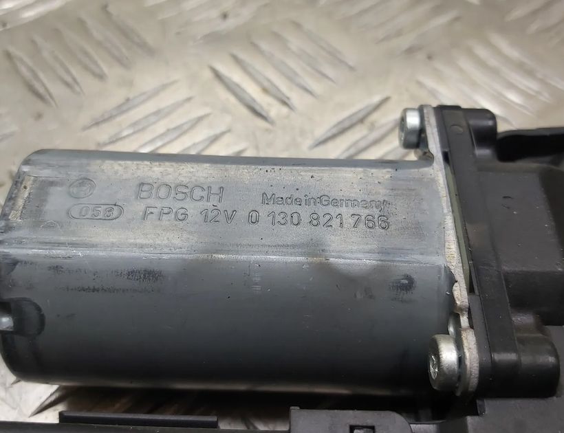 AUDI A4 B7/8E (2004-2008) Моторчик стеклоподъемника задней левой двери 0130821766 11726954