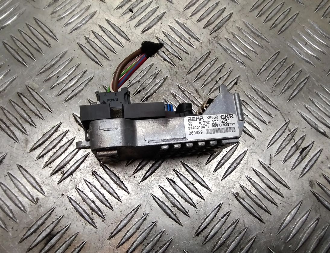 MERCEDES-BENZ CLS-Class C219 (2004-2010) Blower fan relay 9140010471,a2308216351 12147235