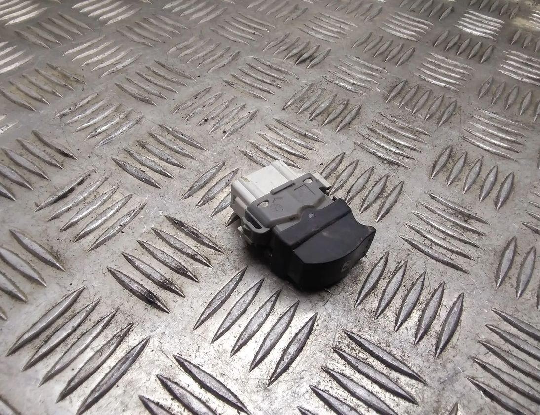 RENAULT Megane 2 generation (2002-2012) Aizmugurējo kreiso durvju loga pacēlāja slēdži 2808201,315024a,2808201,315024a 13694546