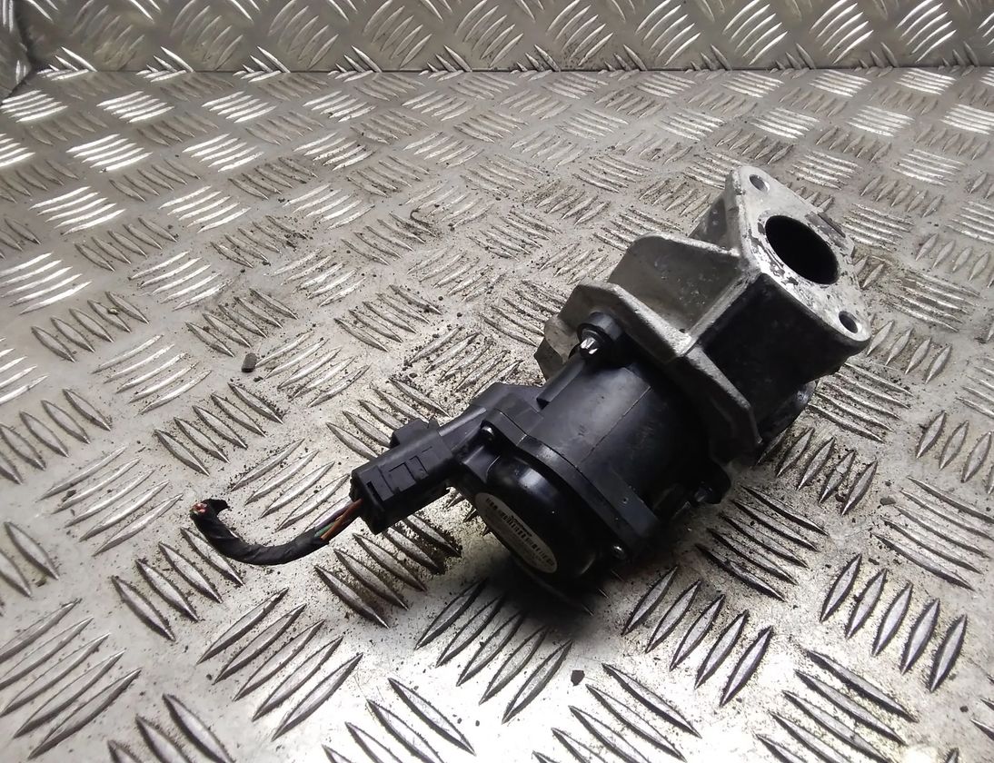 PEUGEOT 407 1 generation (2004-2010) Егр клапан 9672880080 13741822