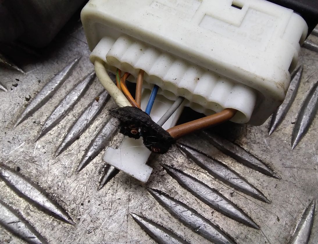 VOLKSWAGEN Passat B6 (2005-2010) Aizmugurējo labo durvju loga vadības motorīts 974228107,1k0959704f,993425200 14895140