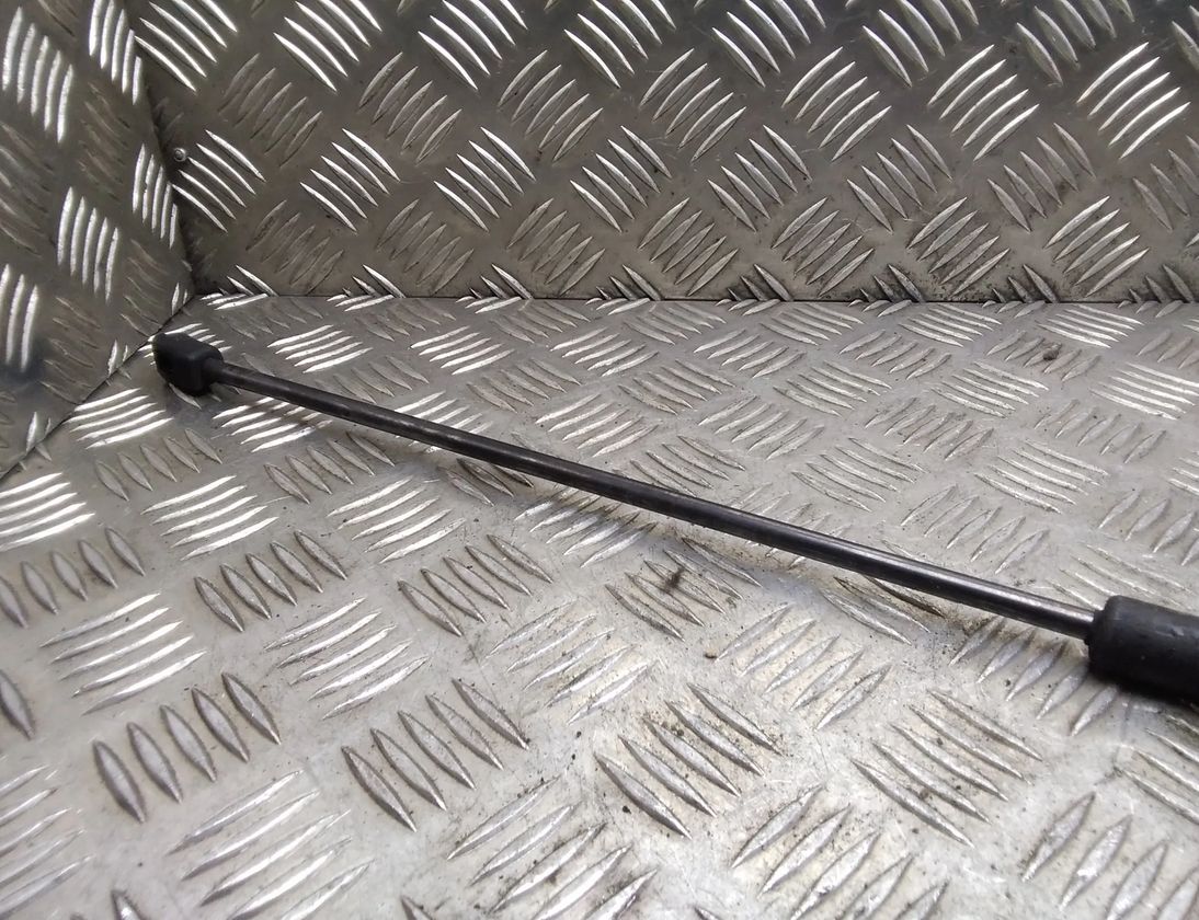 VOLKSWAGEN Golf 5 generation (2003-2009) Priekšējais labais pārsega amartizātors 1k0823359a 15127173