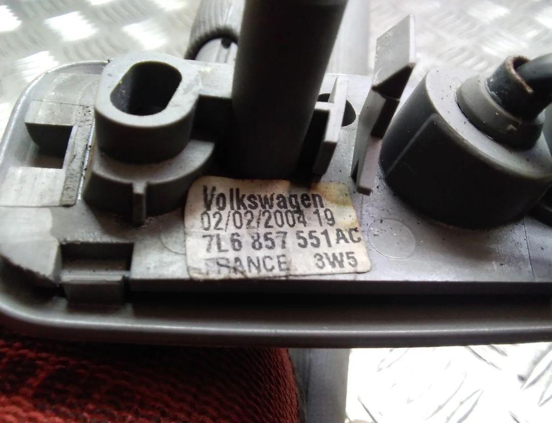 VOLKSWAGEN Touareg 1 generation (2002-2010) Защита от солнца левая 7l6857551ac 17060925