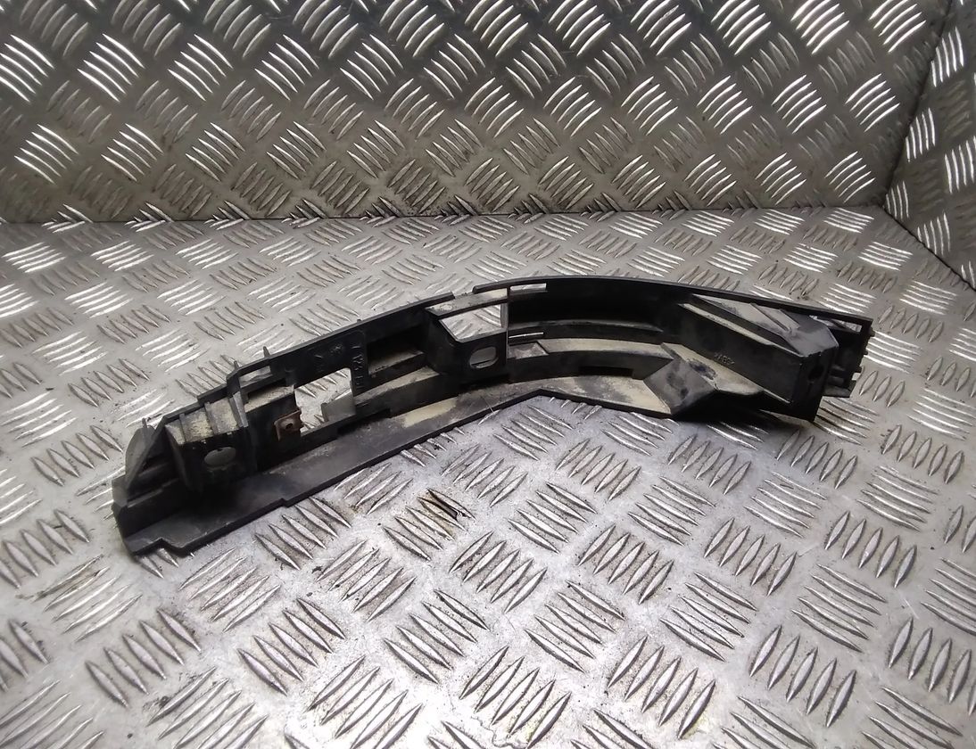 BMW 7 Series E65/E66 (2001-2008) Rear Left Bumper Bracket 7123797 17330486