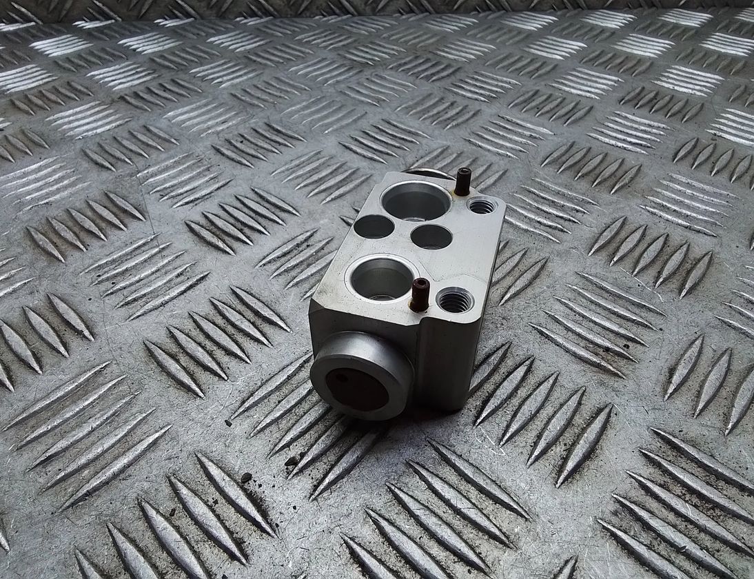 BMW 1 Series E81/E82/E87/E88 (2004-2013) AC expansion valve 6981484,698148401,64116981484,6411698148401 24322803