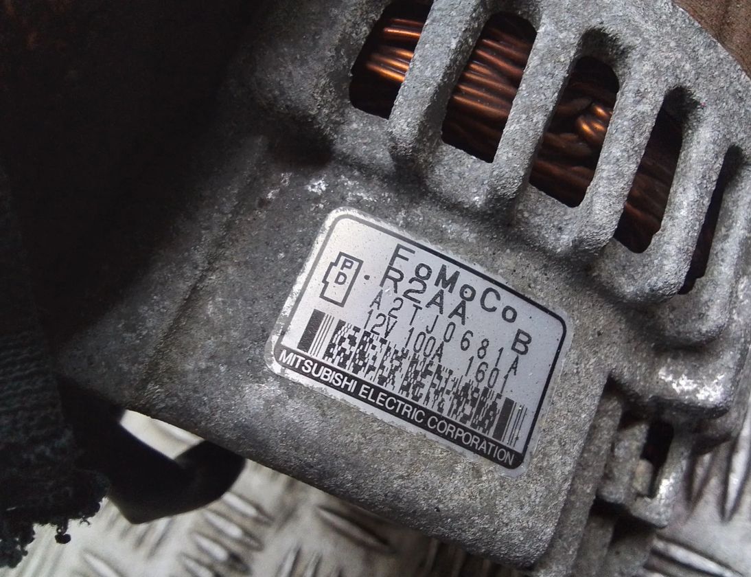 MAZDA CX-7 1 generation (2006-2012) Генератор a2tj0681a 31259300