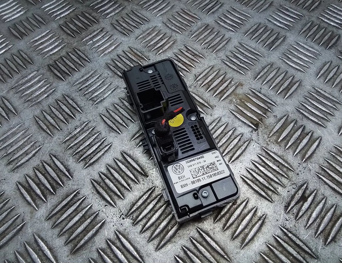 VOLKSWAGEN Passat B8 (2014-2023) Climate control unit 3g0907049d,5hb011870,5hb01187034 31990249