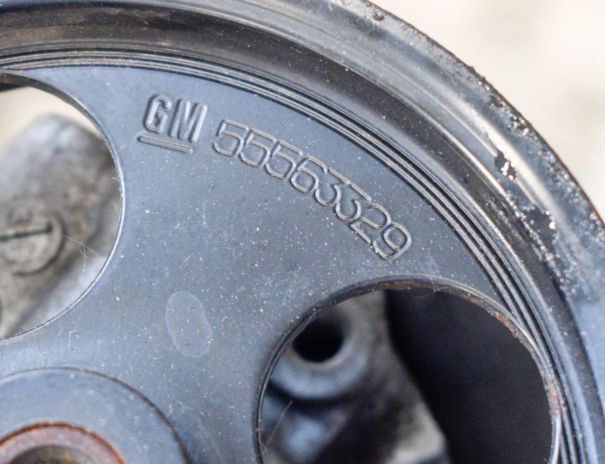 OPEL Insignia A (2008-2016) Stūres pastiprinātāja sūknis 55563329 10017748