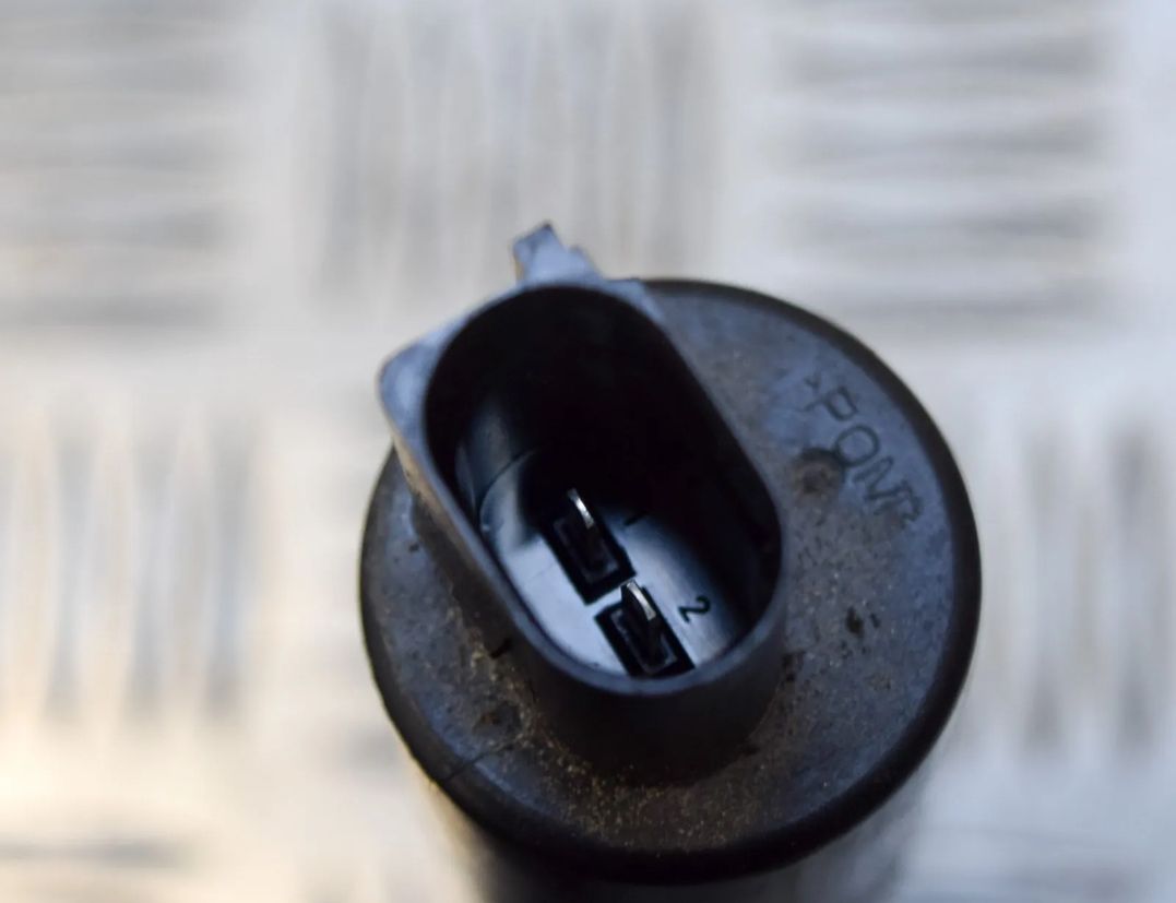 AUDI A4 B8/8K (2011-2016) Моторчик бачка омывателя 8K0955681 10227275