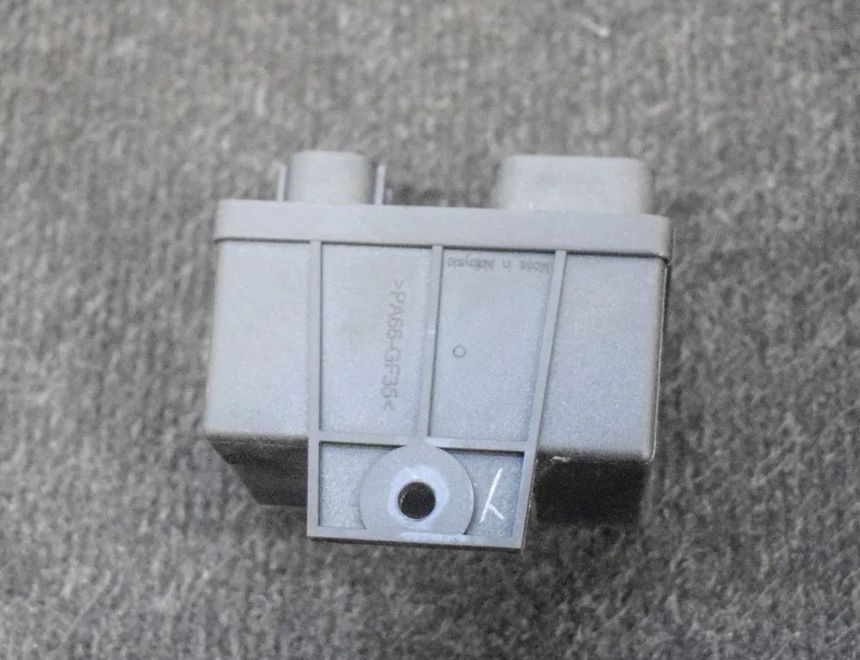 LAND ROVER Discovery 4 generation (2009-2016) Spark Glow Plugs 9X2Q12B533BB,9X2Q-12B533-BB,0281003048 10384935