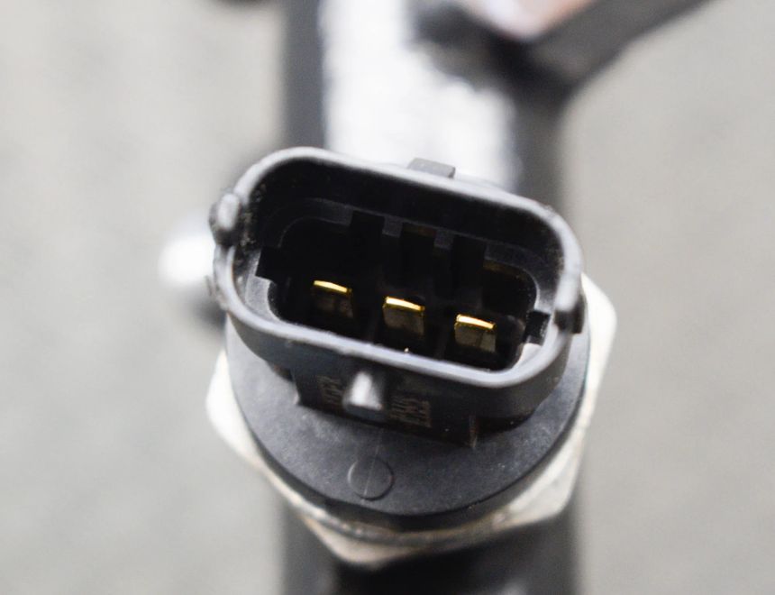 RENAULT Clio 4 generation (2012-2020) Топливная рейка 8201157327,175215346R,8201232985 10427180