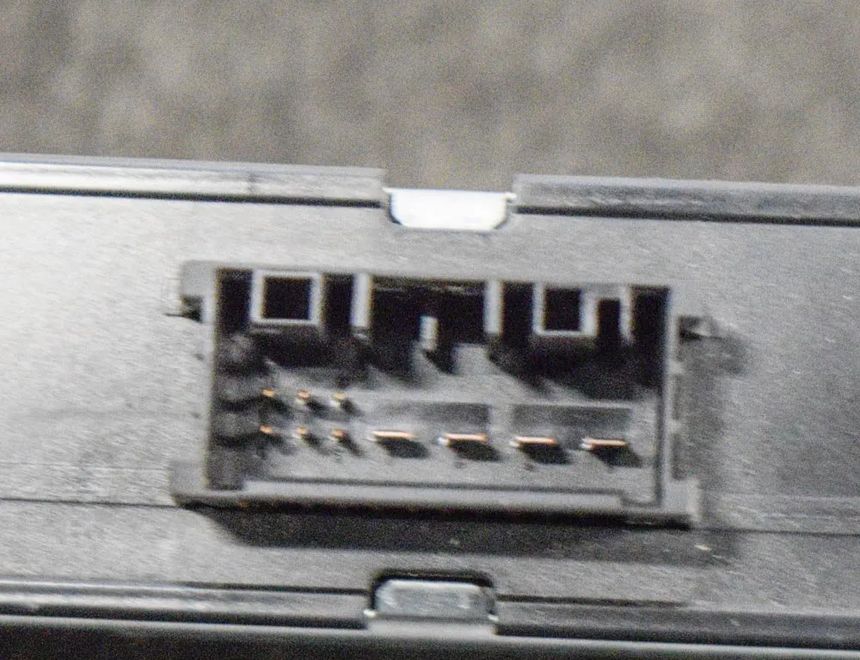 BMW 3 Series E90/E91/E92/E93 (2004-2013) Other Control Units 9113348,8ES00947900 10641079