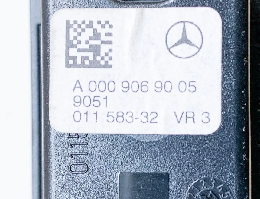 MERCEDES-BENZ GLC 253 (2015-2019) Rear Right Roof Handle A0009069005,A0998150100,011583-32 10807693