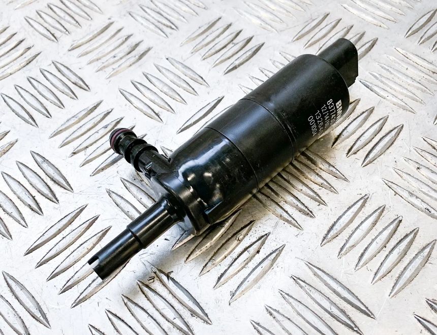 BMW X1 E84 (2009-2015) Mazgātāja tvertnes motorīts 00100412V,8377430 10857734