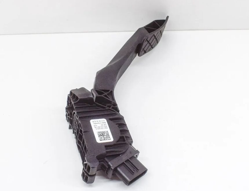 SKODA Octavia 3 generation (2013-2020) Akseleratora / gāzes pedālis 6PV010621,5Q2723503D 11415426