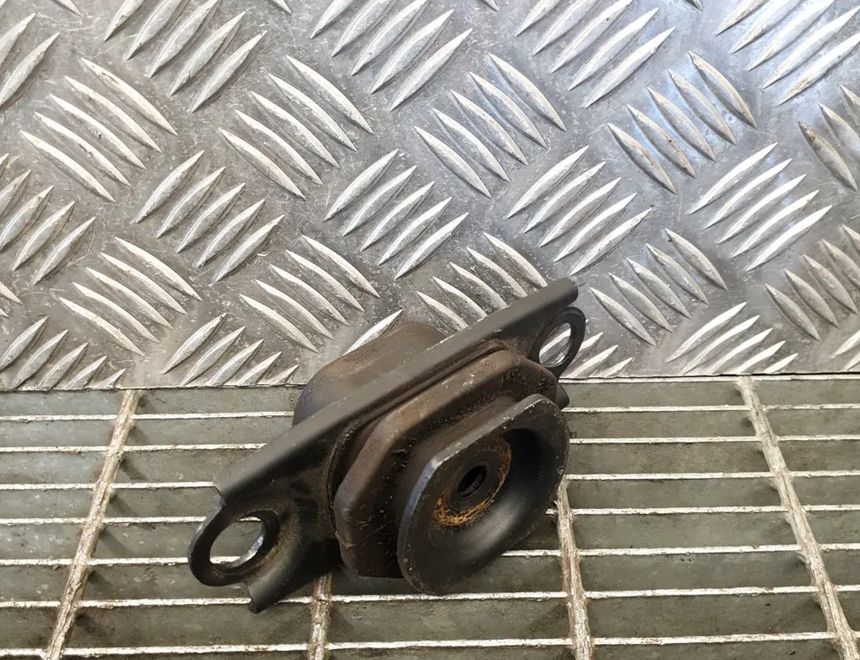 NISSAN Qashqai 2 generation (2013-2023) Подушка двигателя левая 112202558R 11506216