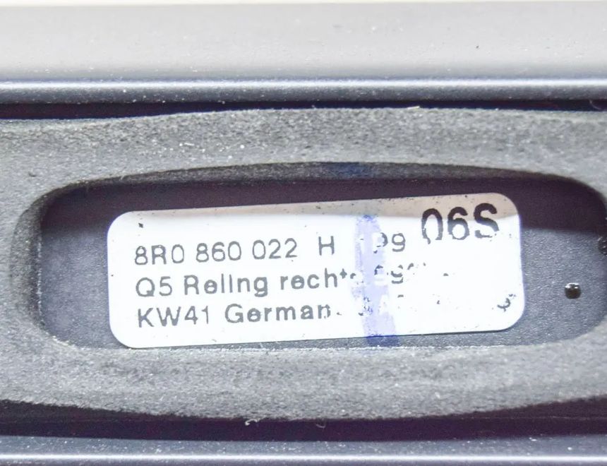AUDI Q5 8R (2008-2017) Комплект рельсов крыши 8R0860022H,8R0860021H 11582298