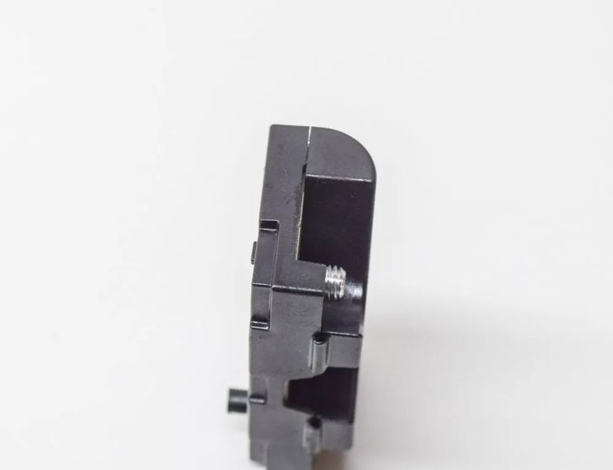 AUDI A6 C8/4K (2018-2024) Фильтр антенны 920203001,8T8035570 11607901