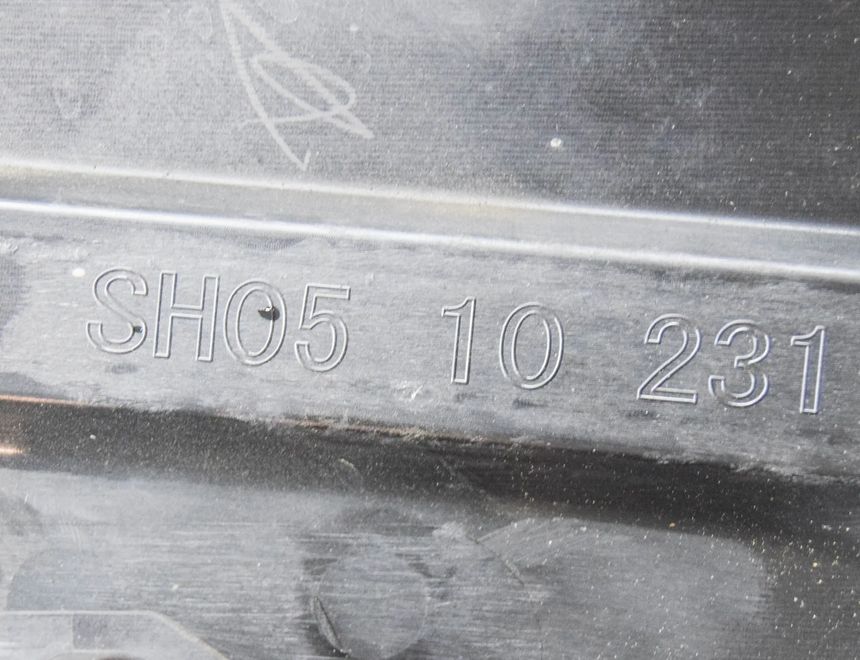 MAZDA 6 GJ (2012-2024) Motora dekoratīvā plastmasa / vāks SH0510231 11775311