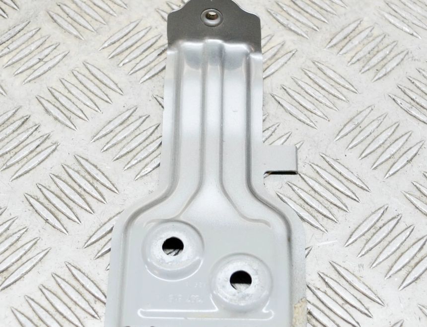 BMW X3 G01 (2017-2024) Front Left Fender Holder 7397515 13888802