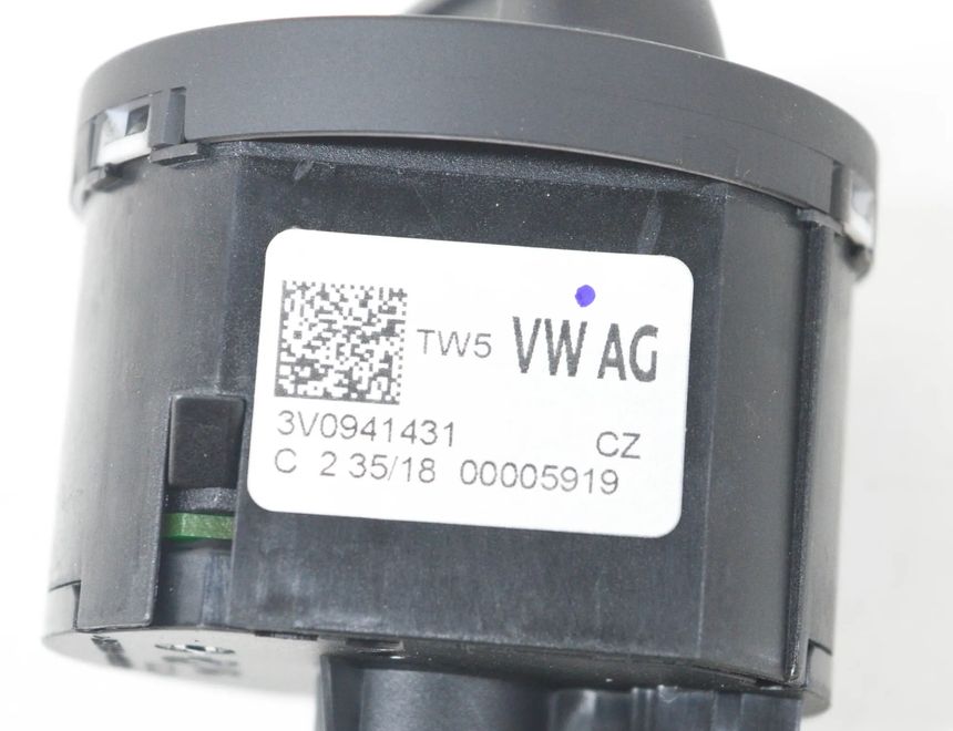 SKODA Superb 3 generation (2015-2023) Lukturu vadības slēdzis 3V0941431 13935278