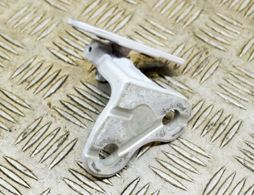 JAGUAR F-Pace 1 generation (2016-2024) Задний левый дверной шарнир CPLA-228A65-AE 13999532