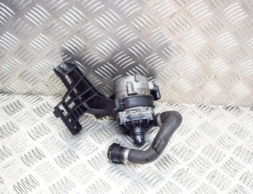 BMW M5 F10 (2011-2016) Circulation Water Motor 7.01360.40.0,2284291,7575389 14133368