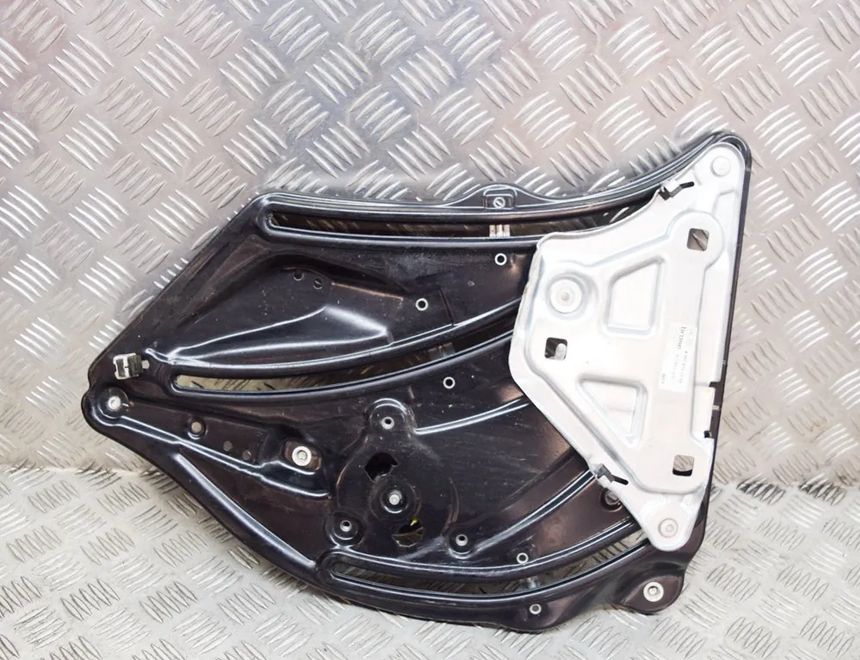 MERCEDES-BENZ E-Class W212/S212/C207/A207 (2009-2016) Aizmugurējo kreiso durvju logu pacēlājs A2076701303,977653-103 14287089