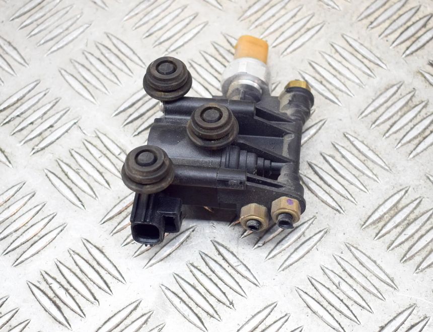 LAND ROVER Range Rover Sport 1 generation (2005-2013) Блок управления подвеской воздуха RVH000046 14325485