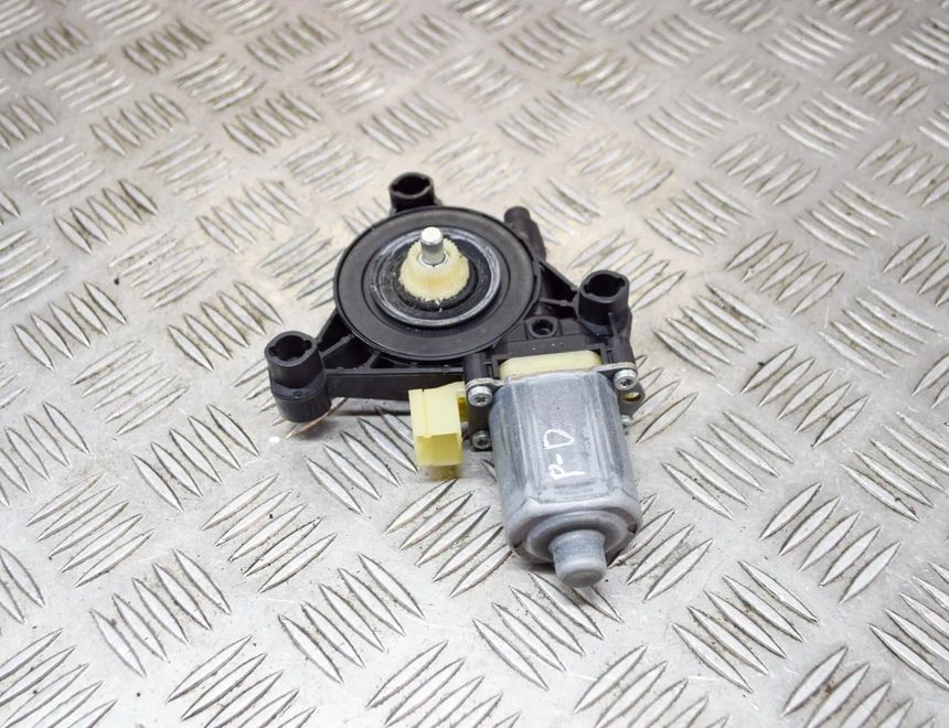 AUDI RS Q3 1 generation (2013-2023) Маторчик стеклоподъемника передней правой двери 5Q0959801C,0130822077,E850202101 14620663