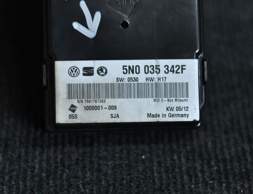 VOLKSWAGEN Jetta 6 generation (2010-2018) Citau veidu vadības bloki 5N0035342F 1489595