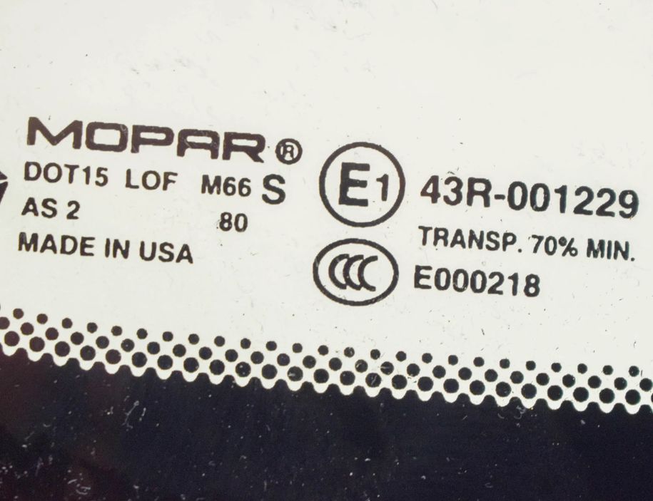 CHRYSLER Pacifica 2 generation (RU) (2016-2023) Переднеяя правая фортка 68227746AE,43R-001229,AS2 14905903