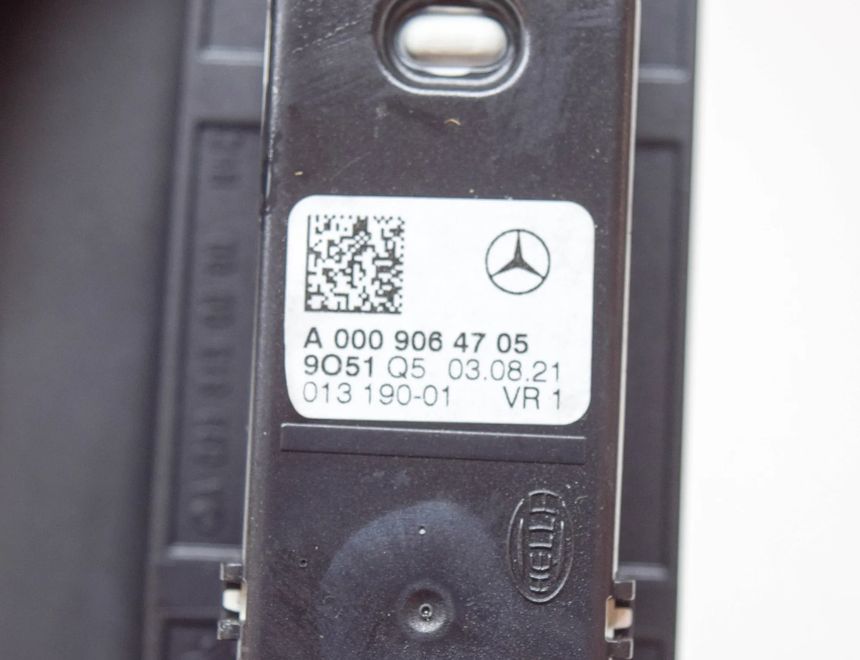 MERCEDES-BENZ A-Class W177 (2018-2024) Aizmugurējais kreisais jumta rokturis A0998150000,A0009064705 15018934