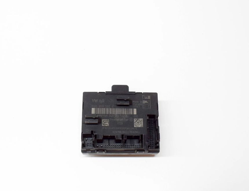 VOLKSWAGEN Golf 7 generation (2012-2024) Блок управления дверей передние левые 5Q0959592B,5Q0959592E 15384488