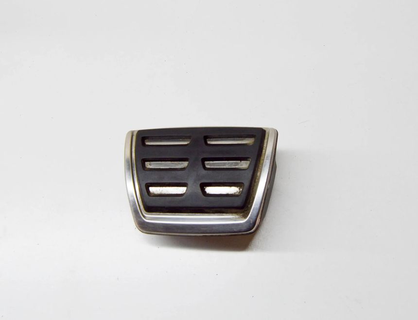 VOLKSWAGEN Golf R 7 generation (2013-2019) Other Trim Parts 5Q0723131A 17160969