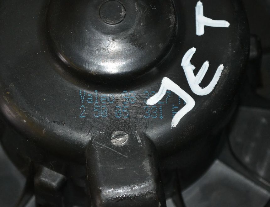 VOLKSWAGEN Jetta 4 generation (1999-2005) Нагревательный вентиляторный моторчик салона 1K2819015 1743846