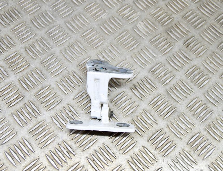 JAGUAR I-Pace 1 generation (2018-2023) Aizmugurējo labo durvju eņģes CPLA-228A64-AE 17767998