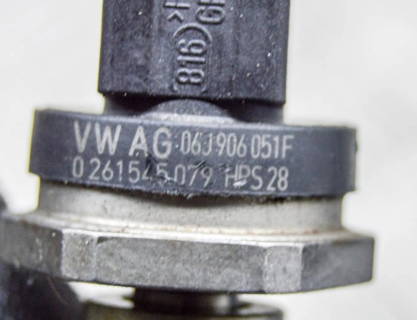 PORSCHE Panamera 970 (2009-2016) Fuel Rail 94611011800,946.110.118.00,06J906051F,0261545079 18274944